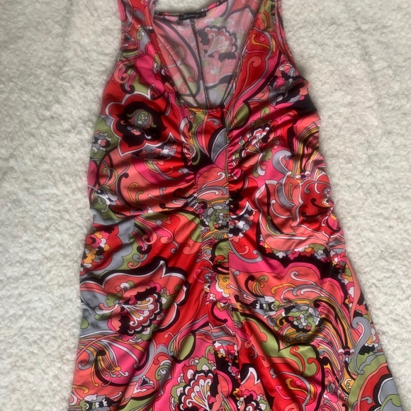 One piece dress - Picture 3 of 3